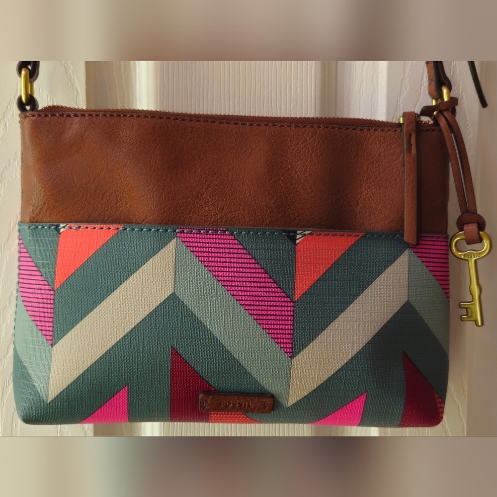 Fossil Fiona Brown Leather & Chevron Multi-Color Teal, Pink & Coral Crossbody